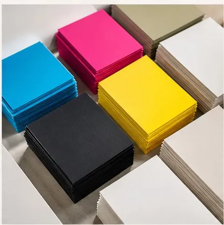Pilas de papel para impresión