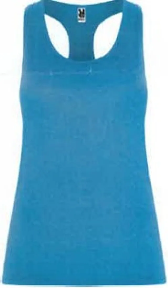 Técnica mujer tirantes